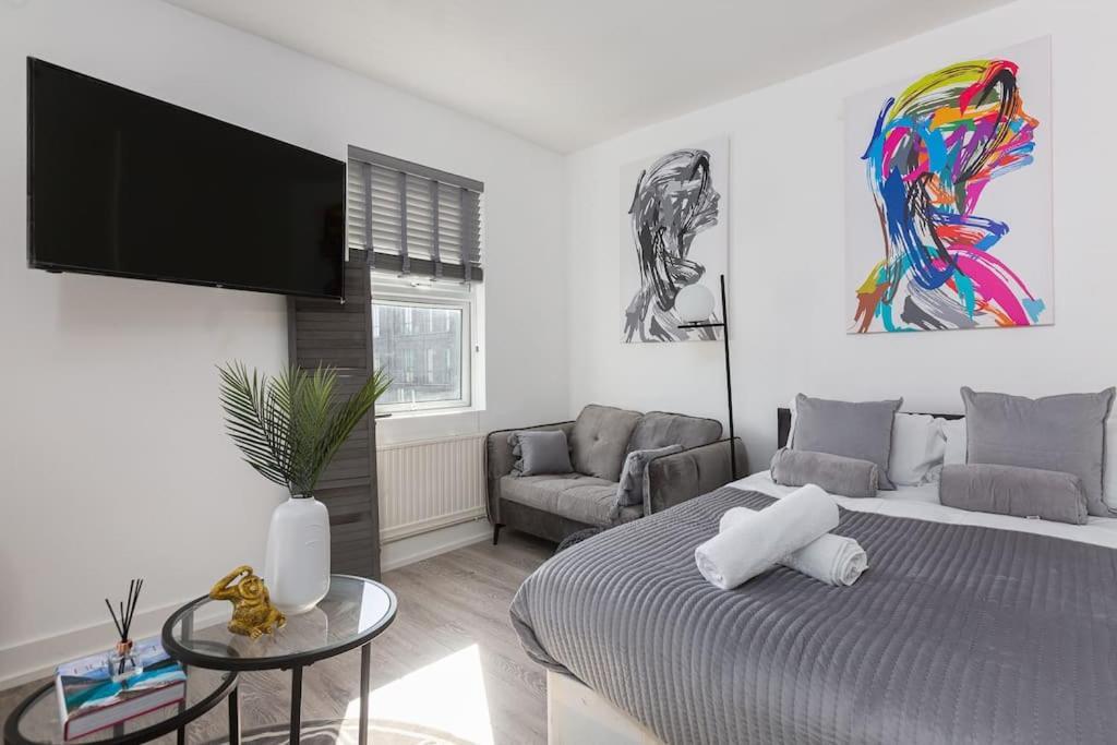 Studio Apt, 8 Min Walk From Tube 3 Лондон Екстер'єр фото